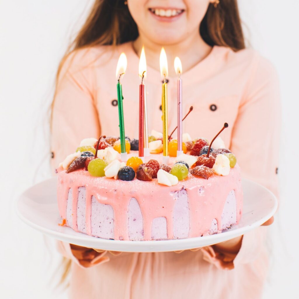 Celebración con propósito: forman personas y transforma la sociedad teniendo un impacto positivo image